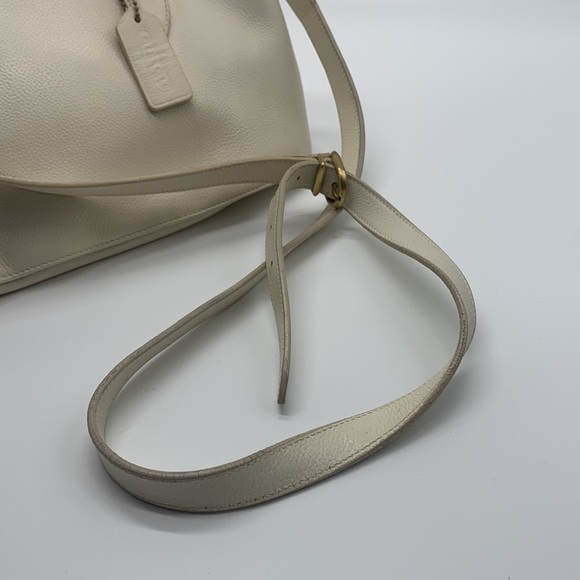 Vintage Coach Classic White Leather Bag - Picture 8 of 16